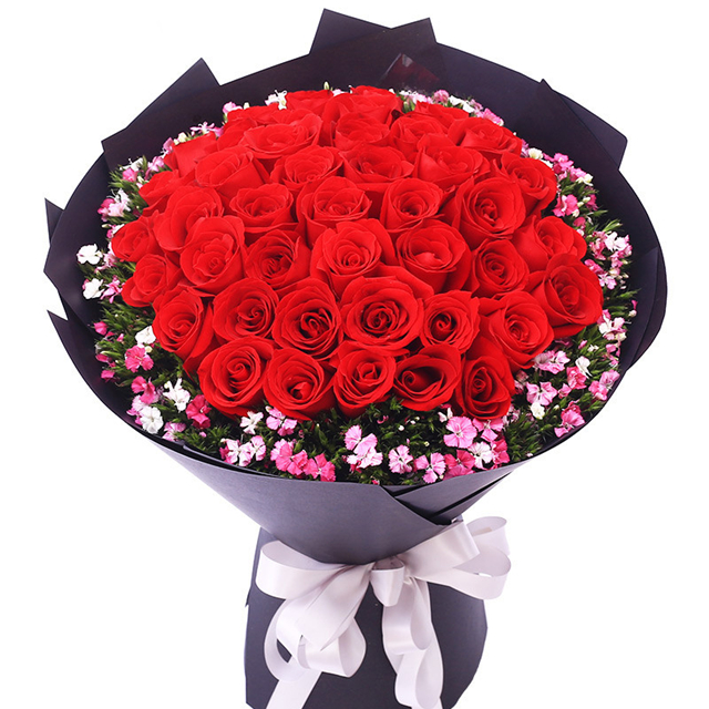 52朵红玫瑰中式花束